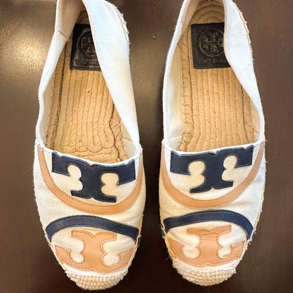 Tory Burch Canvas & Jute Espadrilles - Cream, Navy, Tan - sz 7 - Lightly Worn - Picture 3 of 8